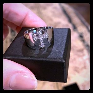 BNIB “Devotion” Premier Designs Cross Ring
